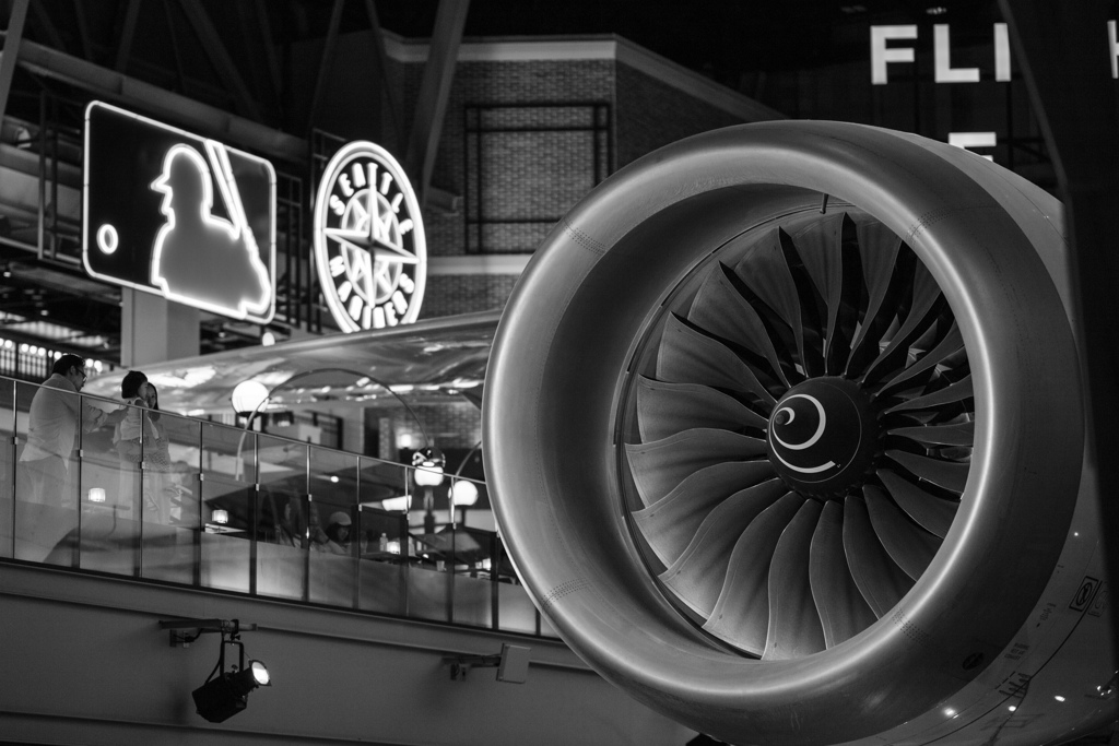 JET ENGINE