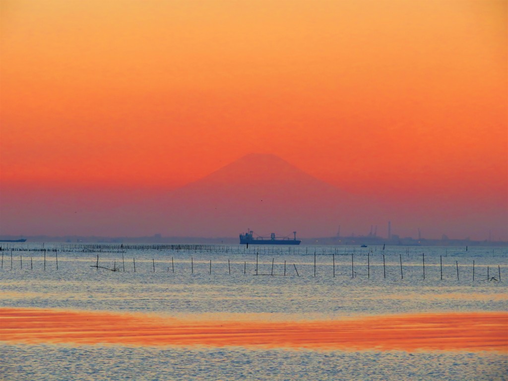 東京湾　夕景　富士山