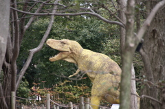 梅園のとなりの恐竜