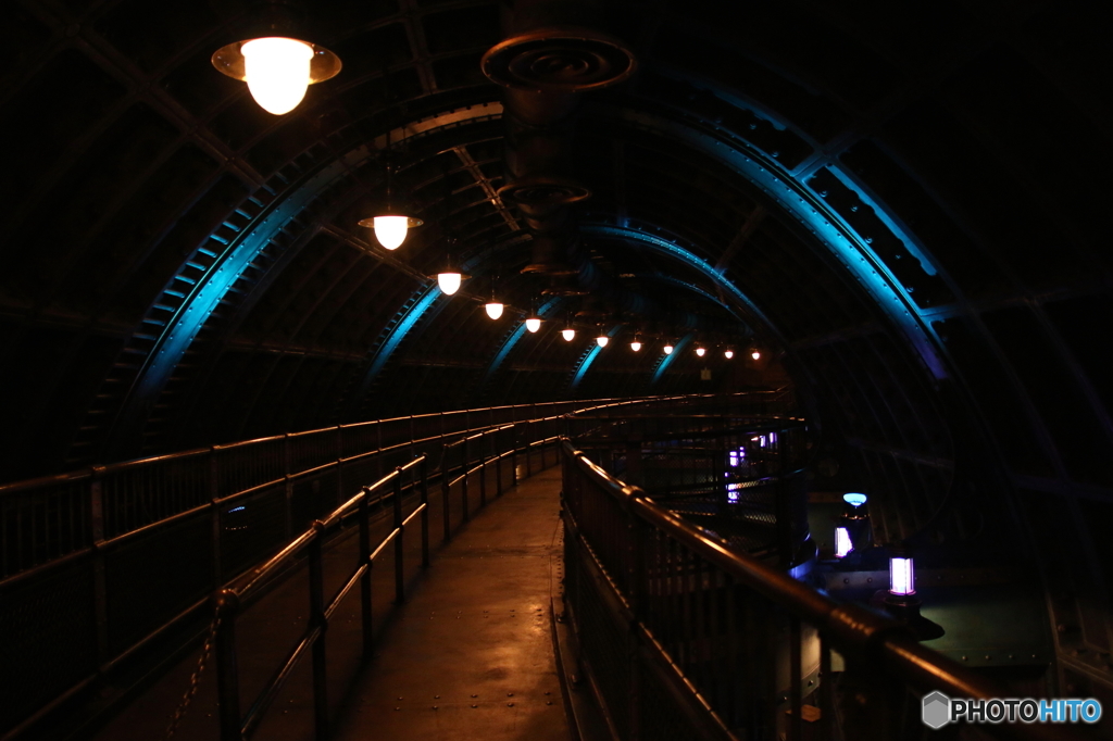 ミステリアスアイランド