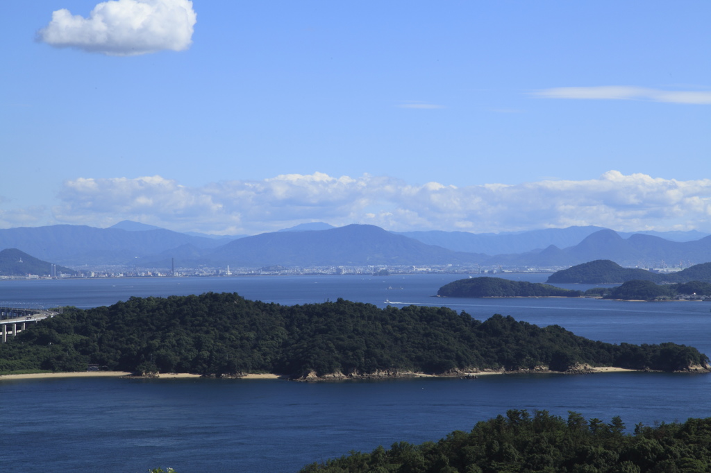 鷲羽山より瀬戸内海を望む