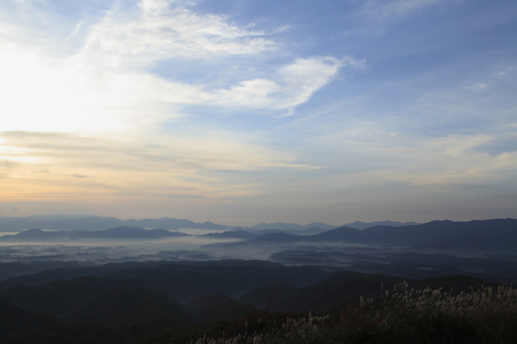 蒜山の夜明け