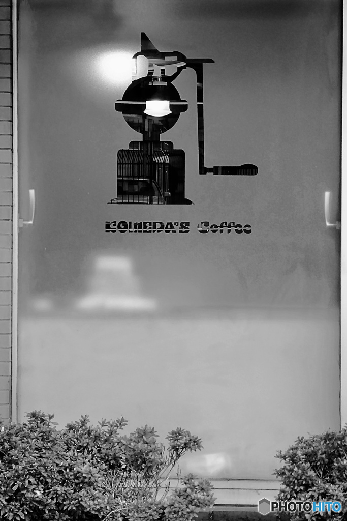 磨りガラスの写り込み