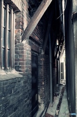 Alleys like ruins