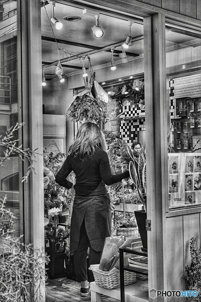 Shop clerk