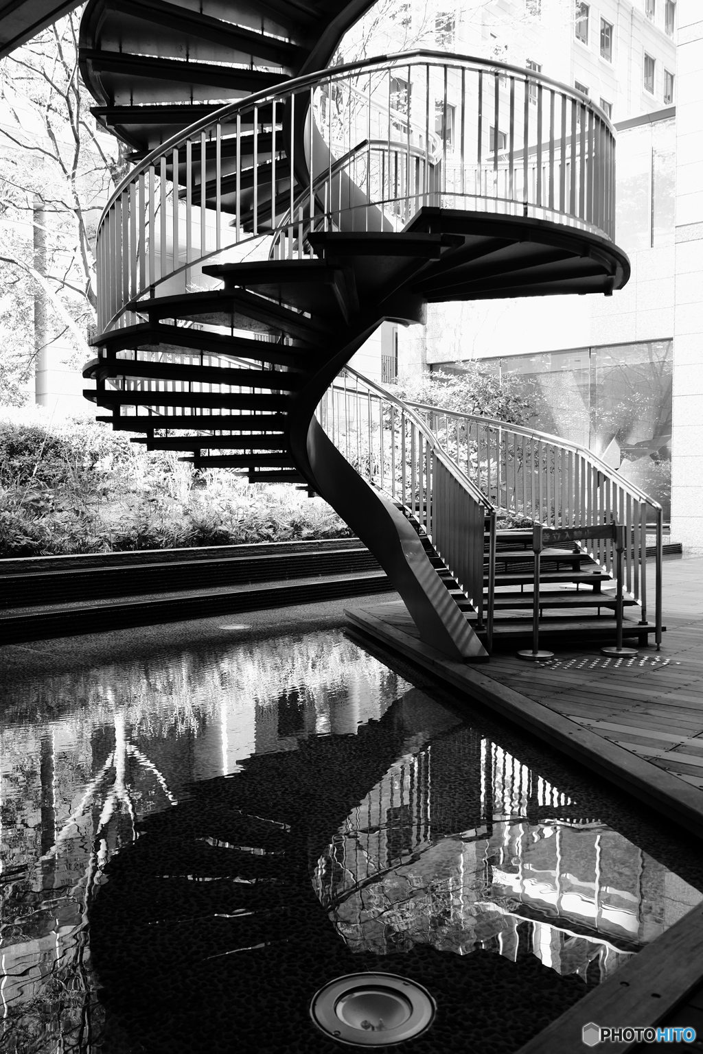 なぜ螺旋階段がclose・・？