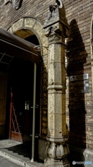 光と影の建造物