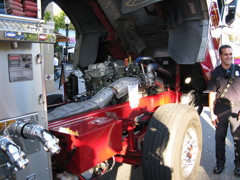 アメリカの消防車のエンジン