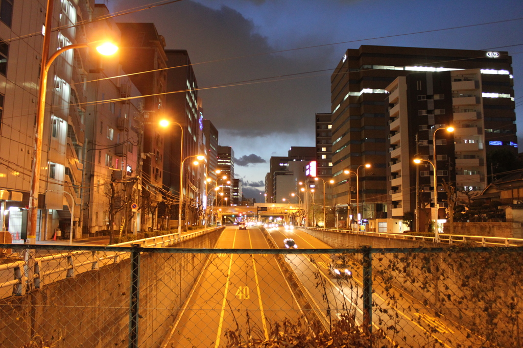 新大阪の夕暮れ。