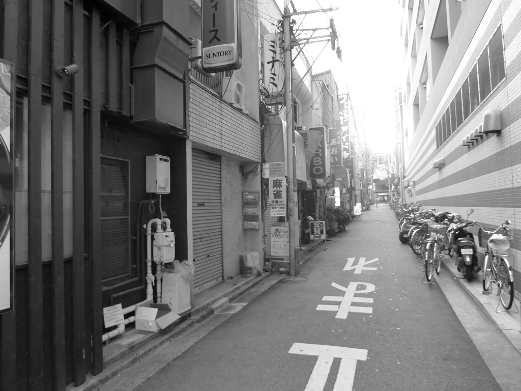 路地裏