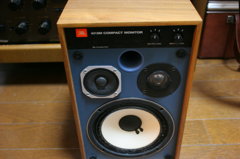 JBL 4312M