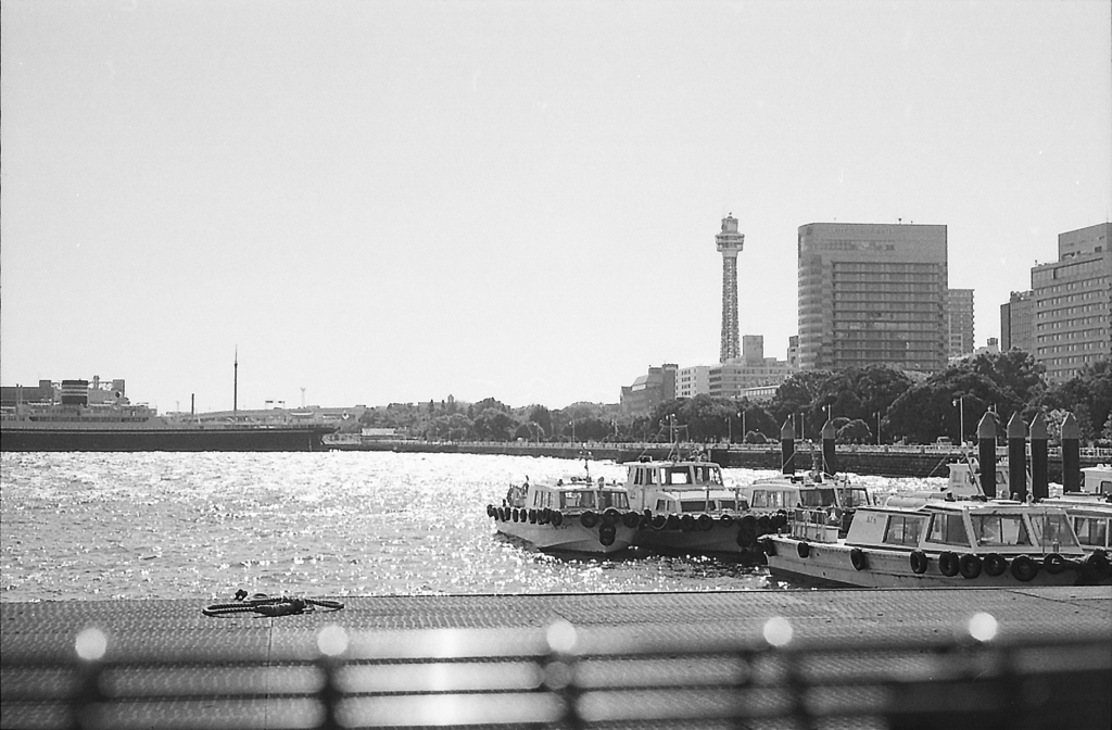 港の情景