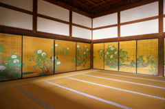 御影堂の襖絵２