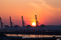 工場群の夕焼け