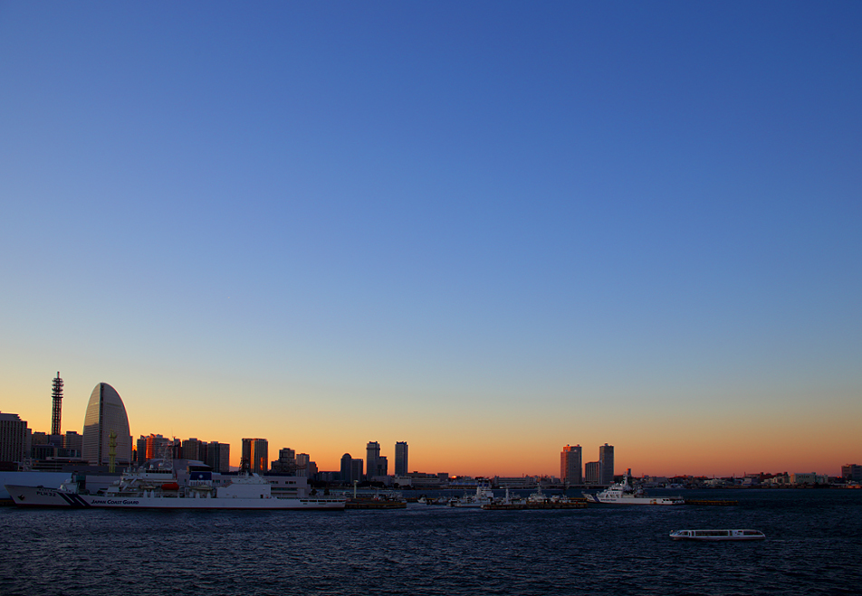 薄明かりの夕焼け