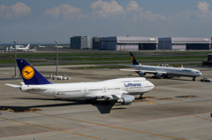 747-400 / A340-600