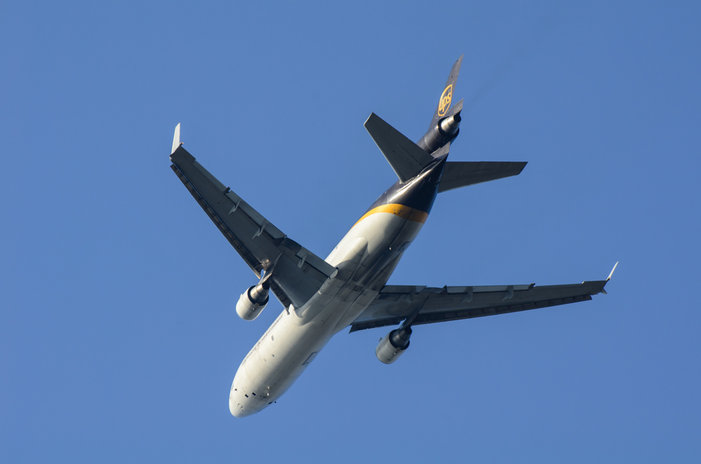 UPS MD-11F