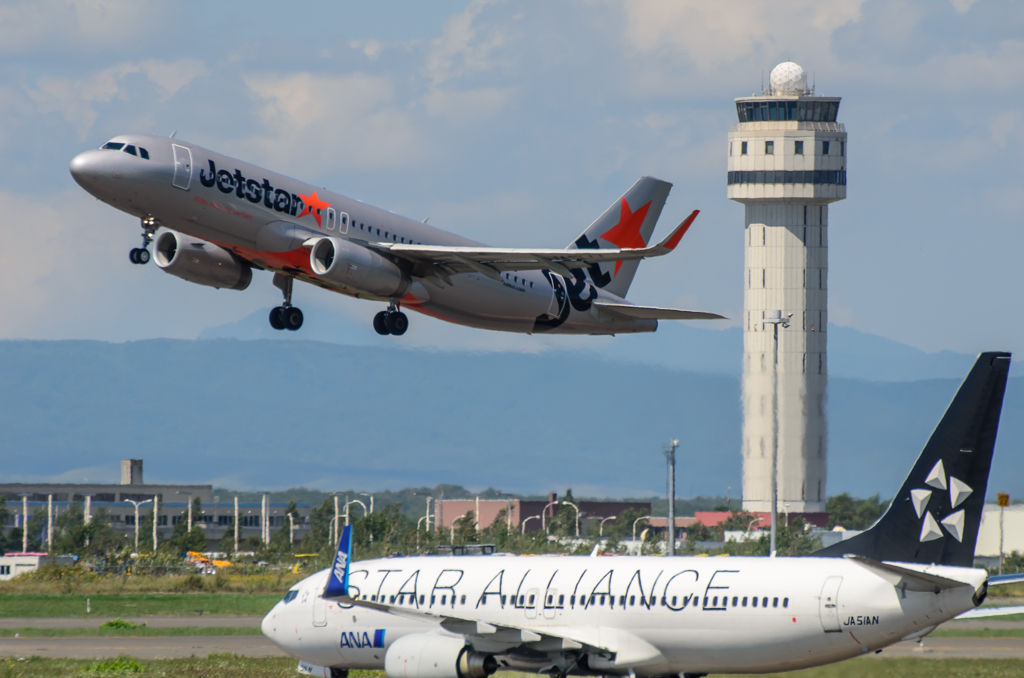 JETSTAR & ANA