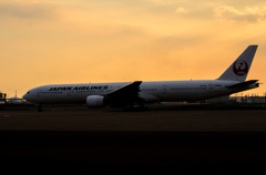 777
