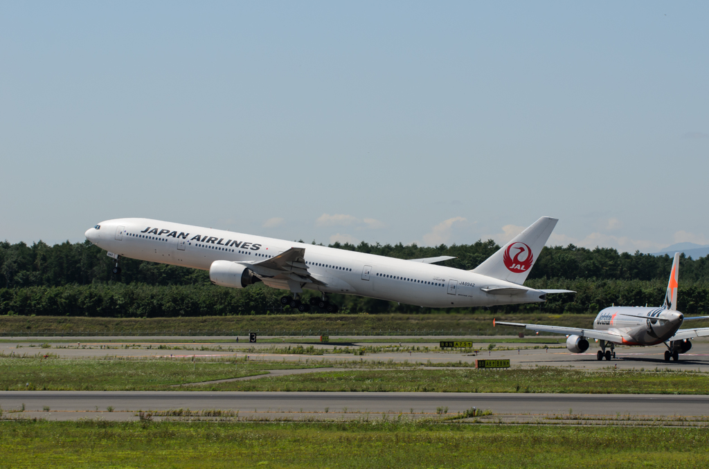 JAL & Jetstar