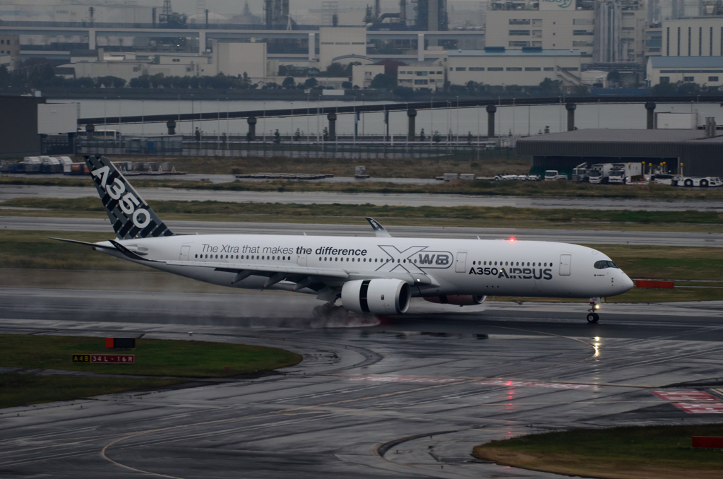 Airbus A350 [9]