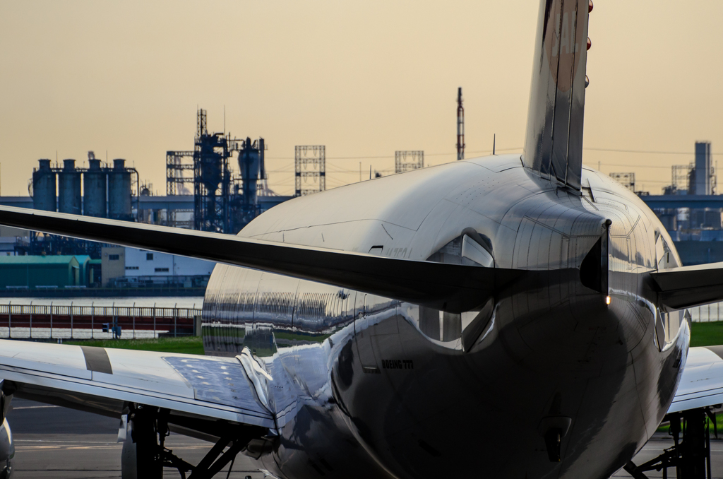 Boeing 777