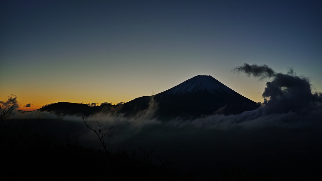 夜明けまでは!?