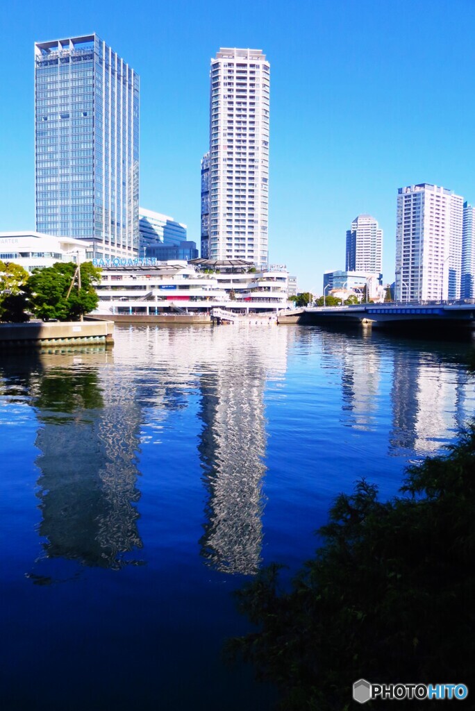 横浜駅東口