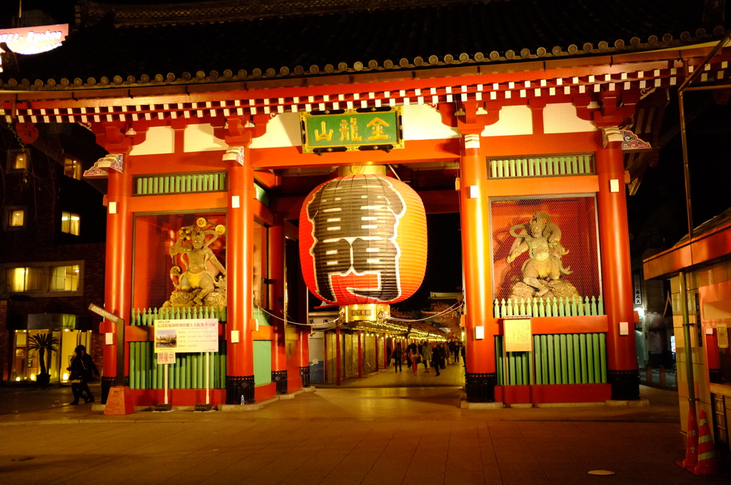 浅草寺　雷門①