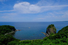 巌門鷹の巣岩