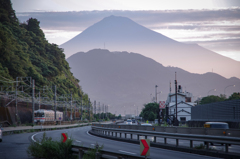 朝の東海道