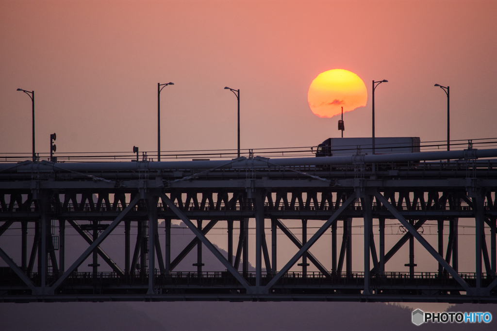 夕暮れ橋