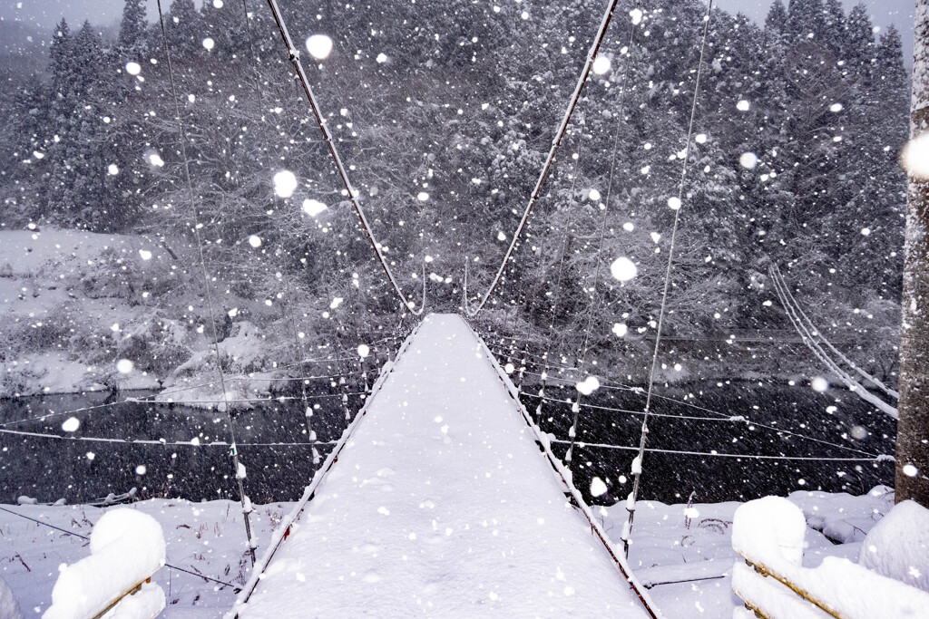 止まない雪はない