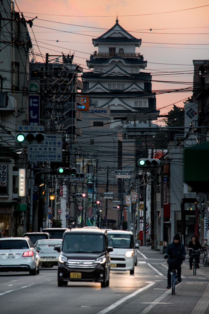 シックに福山城