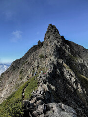 登山者がゾロゾロ降りてきました