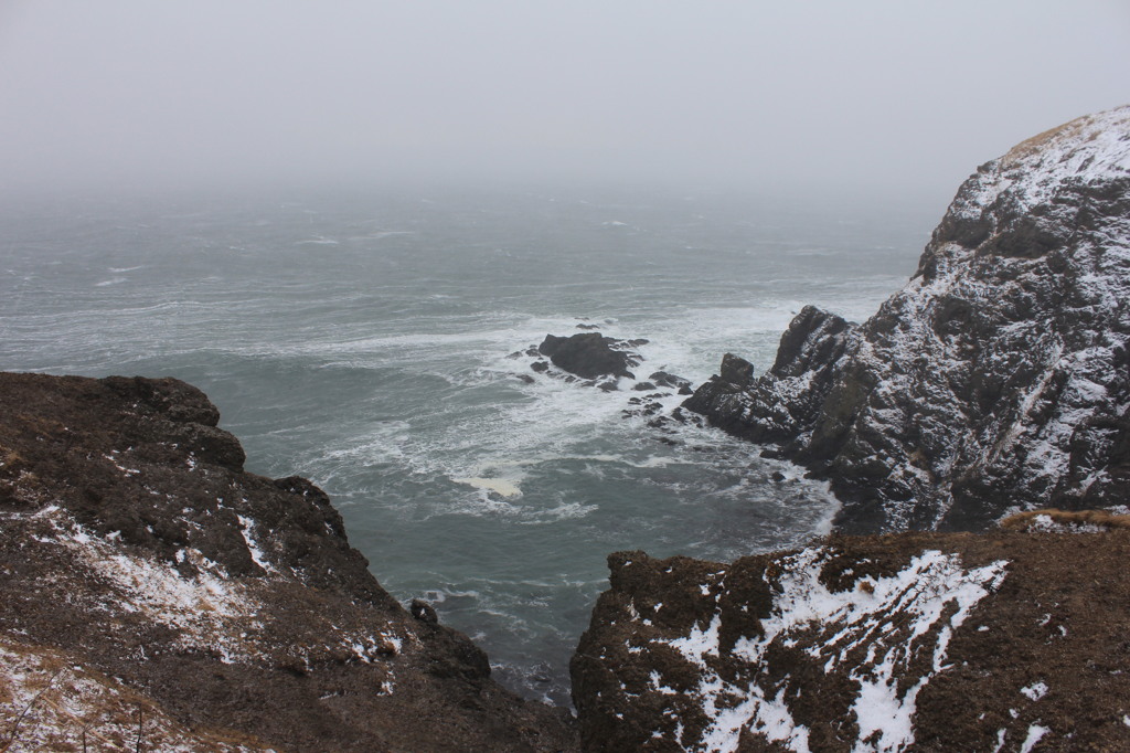 北の果ての荒海