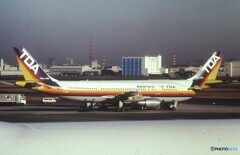 東亜国内航空＝A300