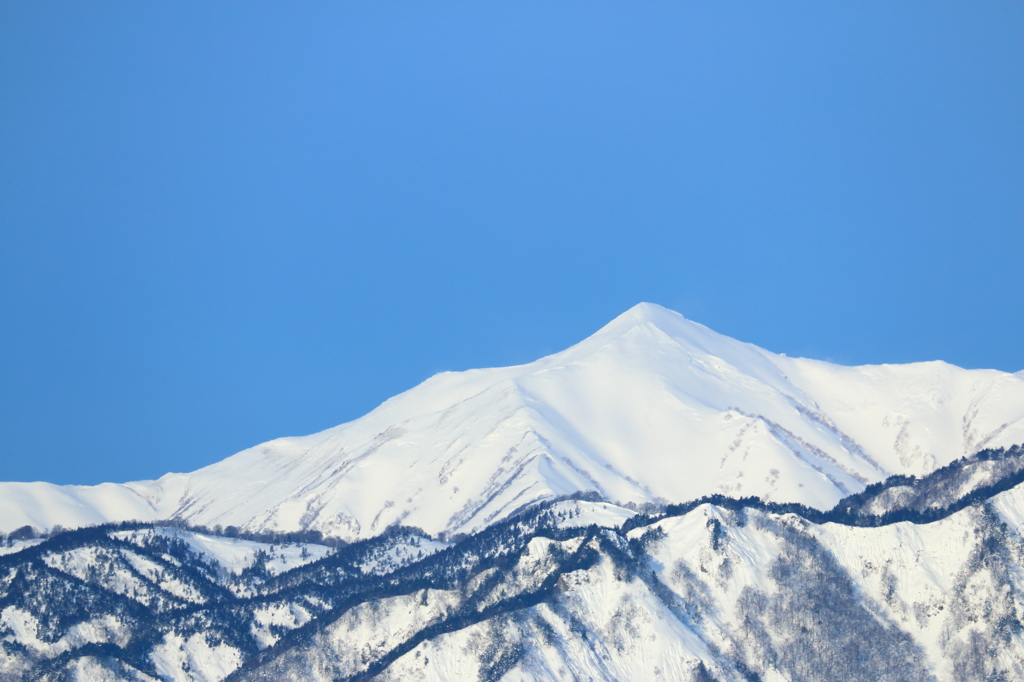 冠雪、抜ける空