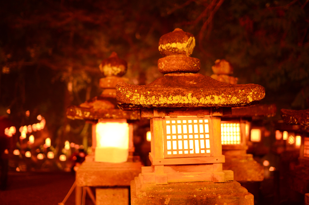 節分夜の神社境内