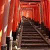 真っ赤なトンネル