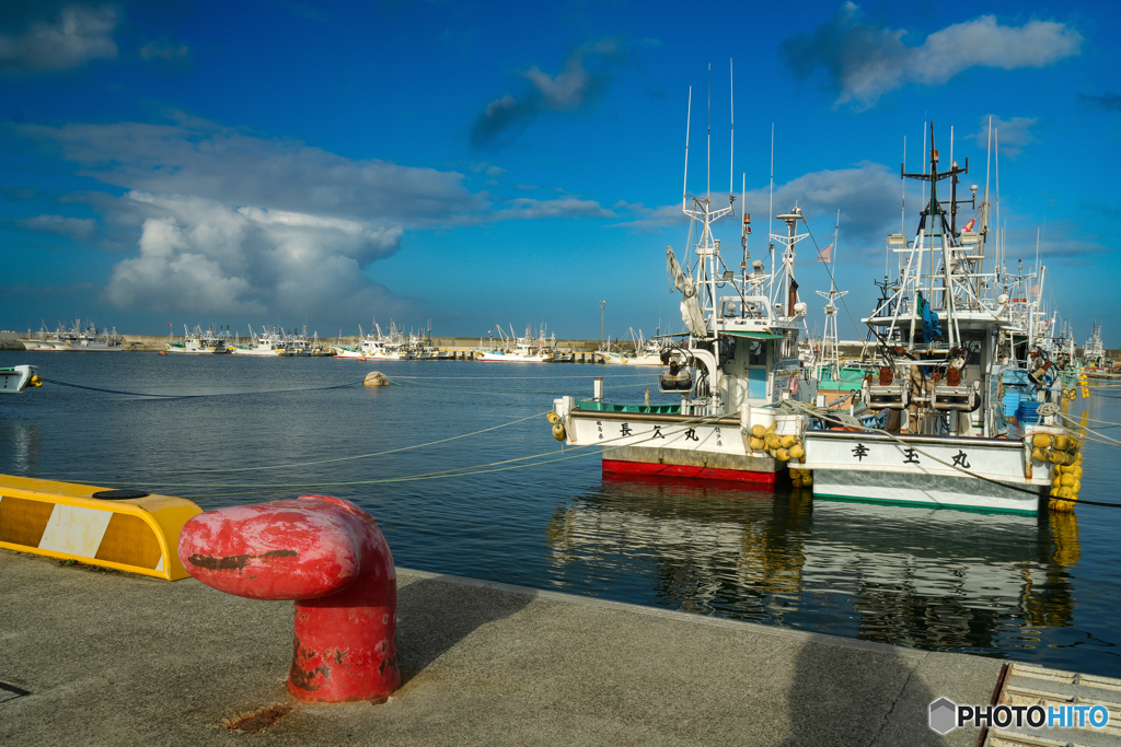 Fishing port 2