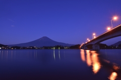 明かり恋しい。