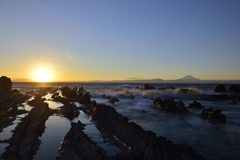 海抜0メートルの眺め　沈みゆく陽。