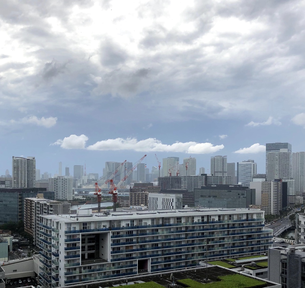 東京上空