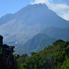 バイクと山