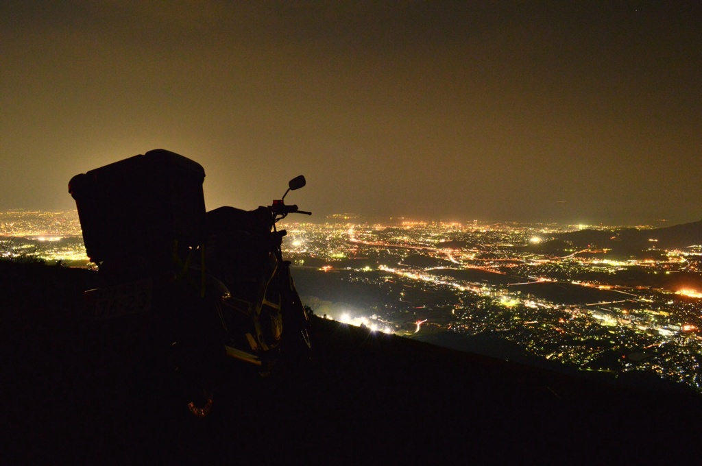 バイクと夜景