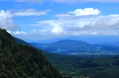 雲が流れる