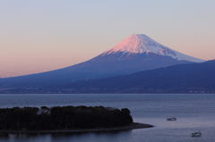 夕陽に染まる