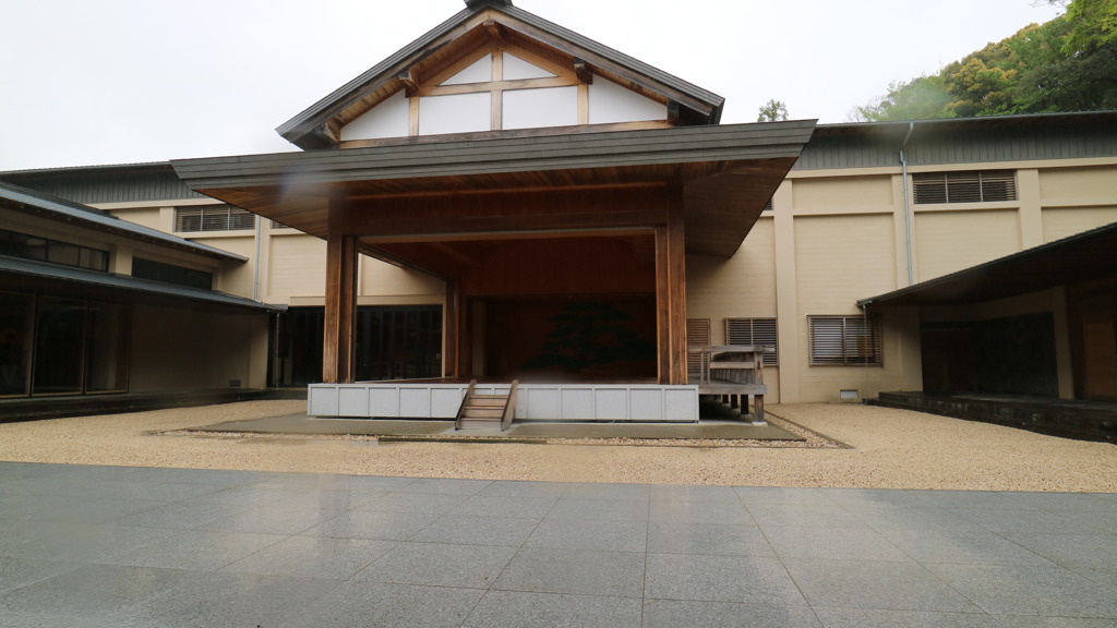 入口なう