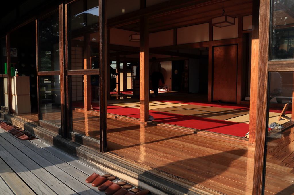縁側なう